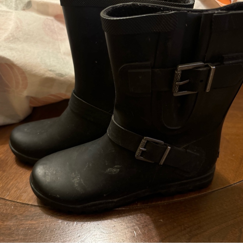 Women’s SPERRY Black Buckle Rain Boots Size 6